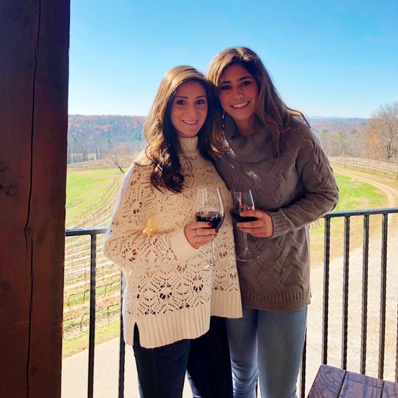 Meet your Posher, Cora - Picture 5 of 8